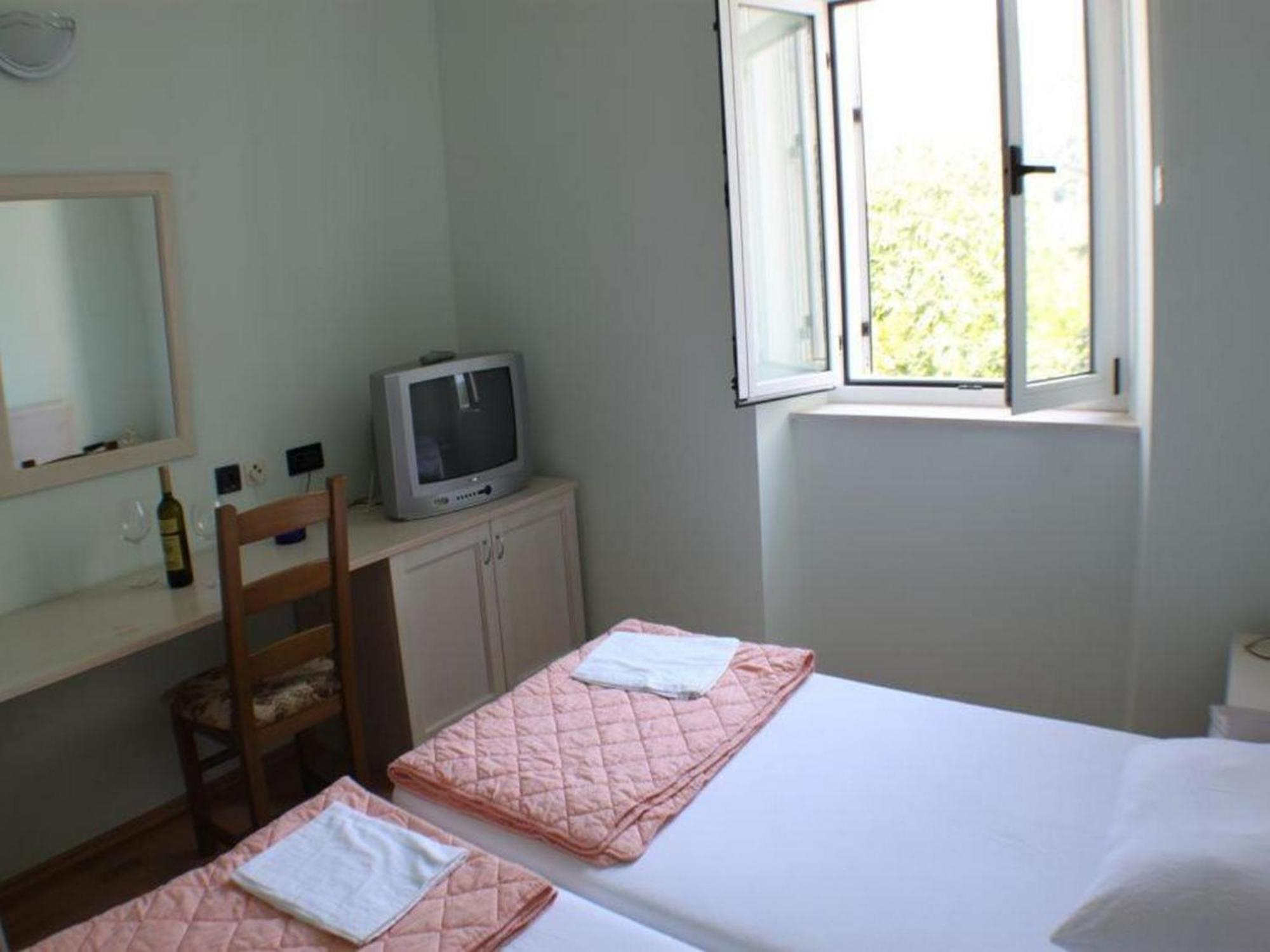Guesthouse Aurora Trpanj Exterior foto